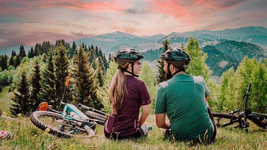 Bicyclists: resting